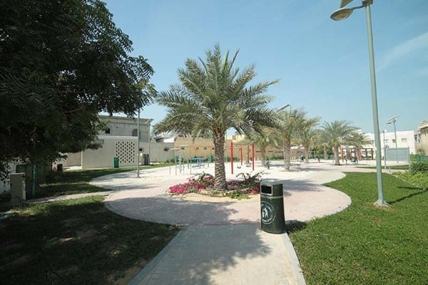 Community Facilities - الساحات الشعبية