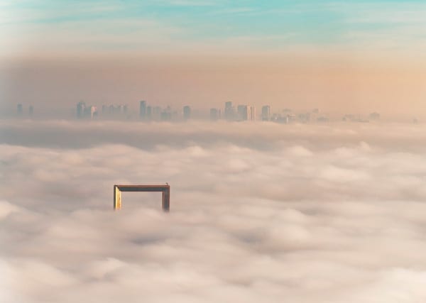 05 Dubai Frame