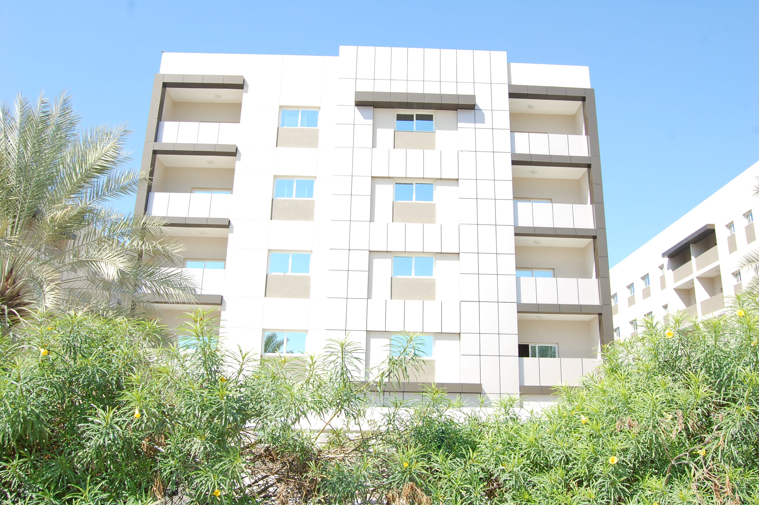 Housing Complex For Municipality Staff At Al Tawar - مجمع سكن موظفي البلدية بمنطقة الطوار