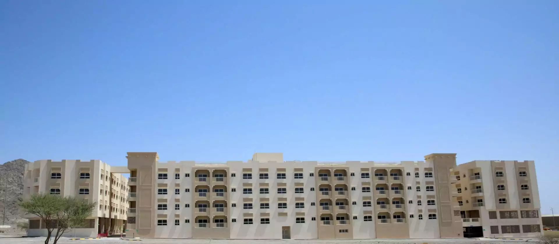 Housing Complex For Municipality Staff At Hatta - مجمع سكن موظفي البلدية بمنطقة حتا