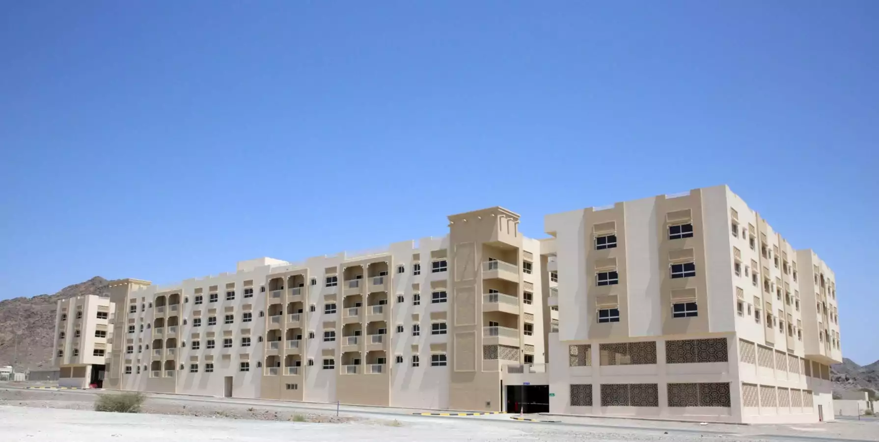 Housing Complex For Municipality Staff At Hatta - مجمع سكن موظفي البلدية بمنطقة حتا
