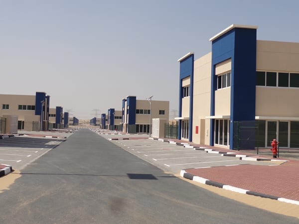 Trucks Market and Auto Spare Parts - سوق الشاحنات وقطع الغيار المستعملة
