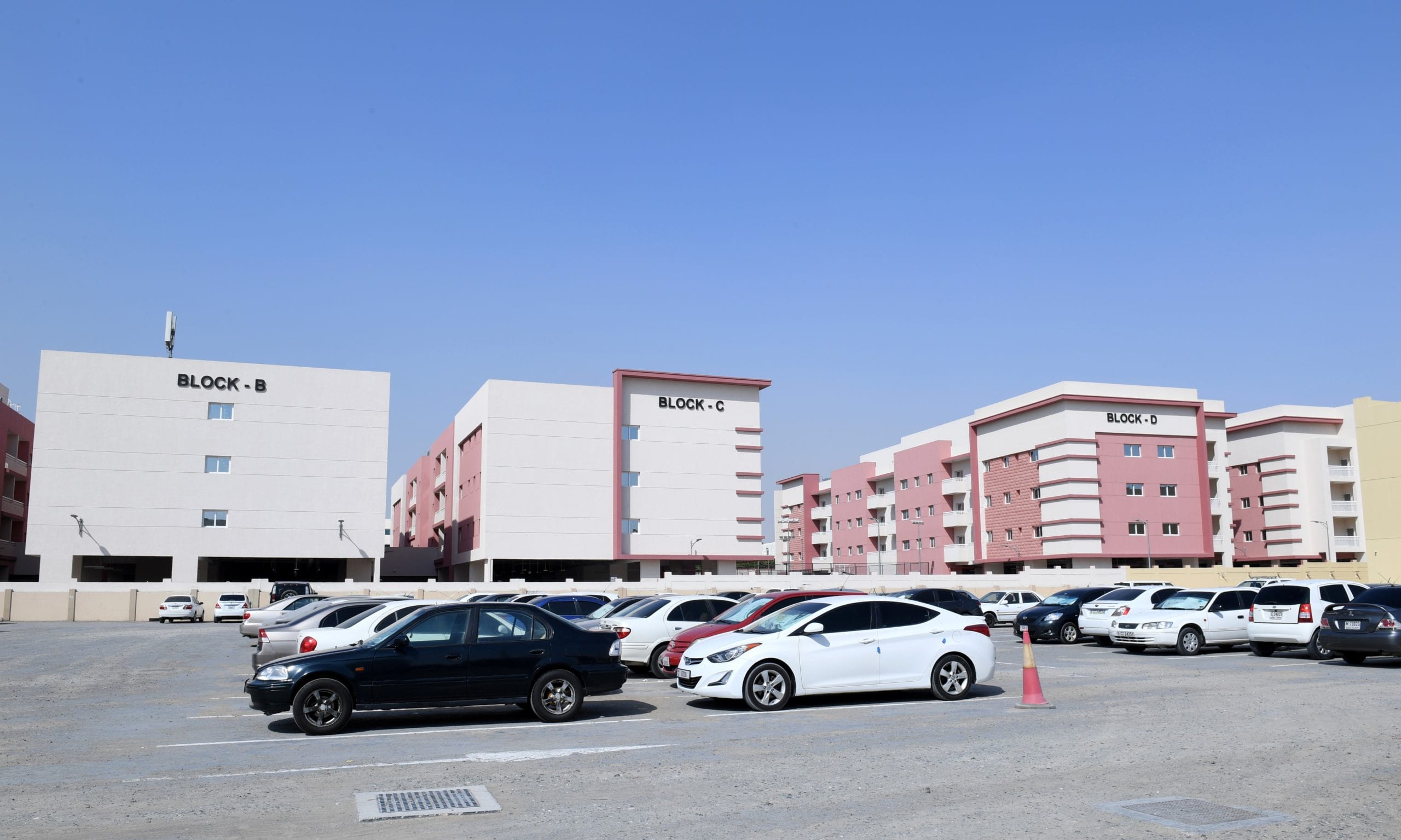 Dubai Corporation for Ambulance Services Staff Housing - سكن موظفي مؤسسة دبي لخدمات الإسعاف