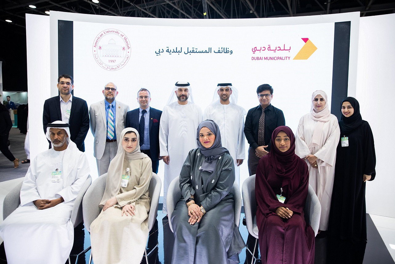 ruya career fair group photo