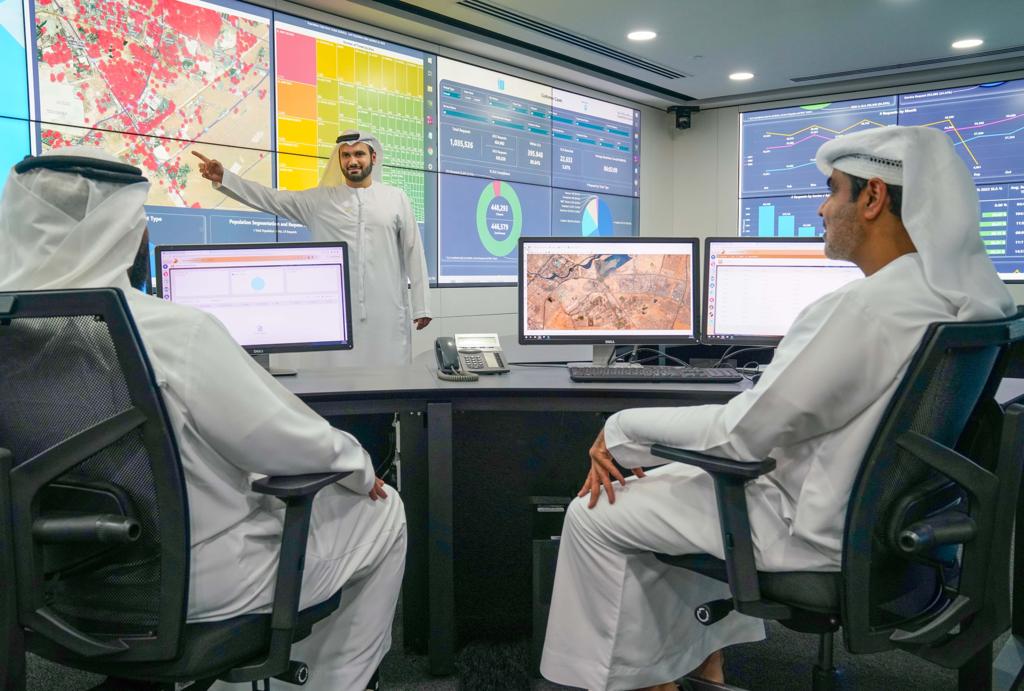 بلدية دبي تُطلق منصةً رقميةً تُمكّن قياداتها العليا من الاطلاع المباشر على طلبات المتعاملين