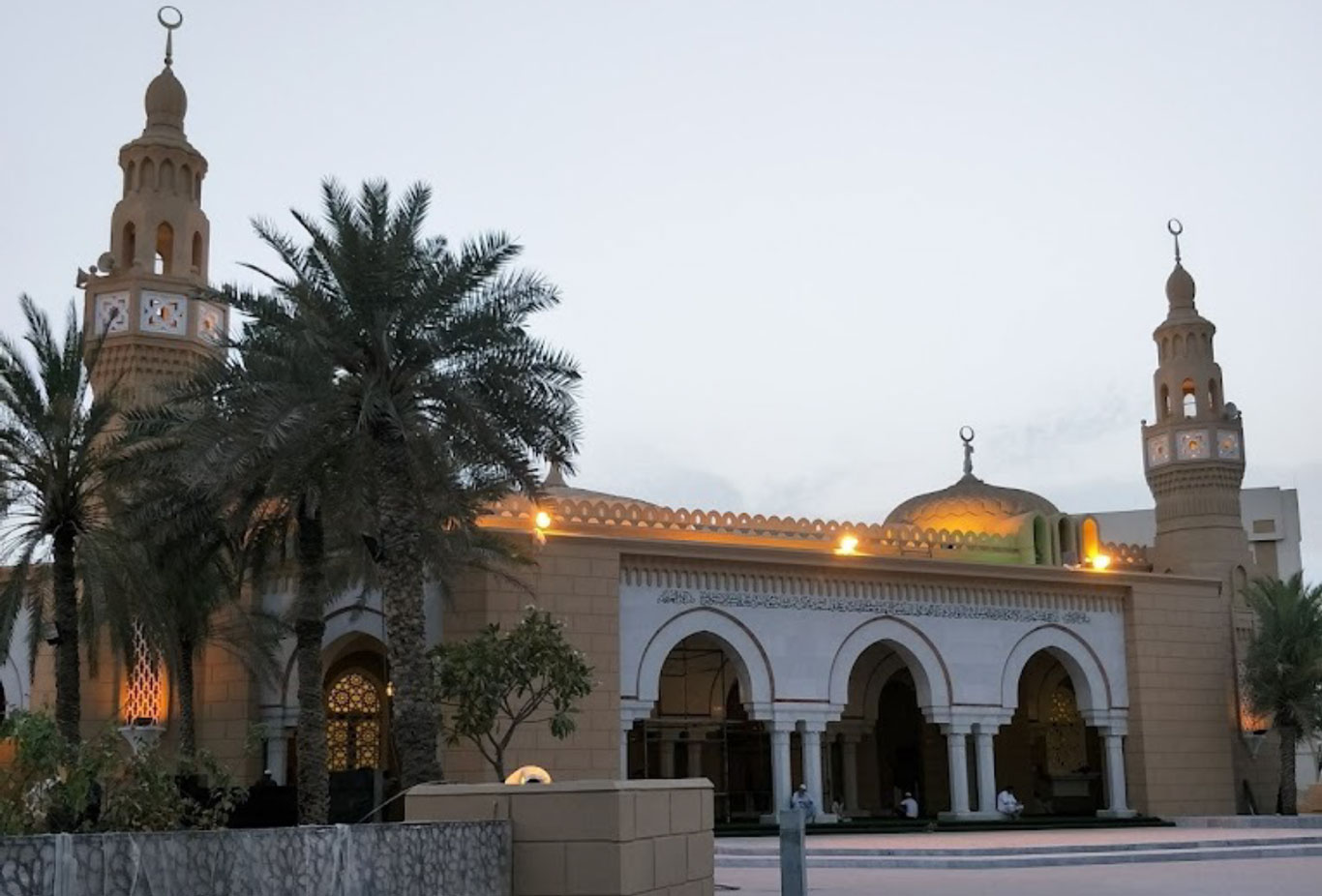 Al Rashidiya Grand Mosque main