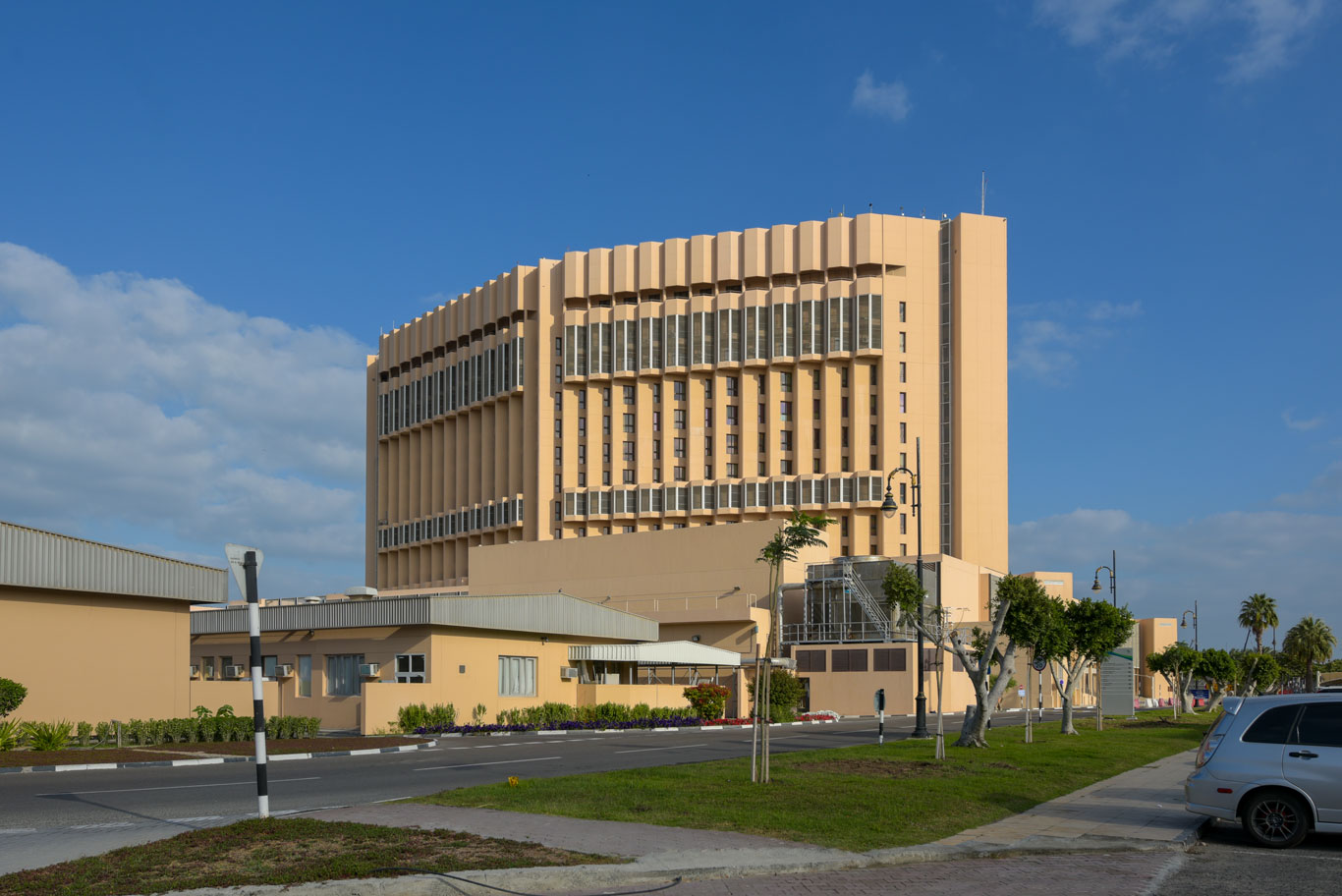 Dubai Hospital 8