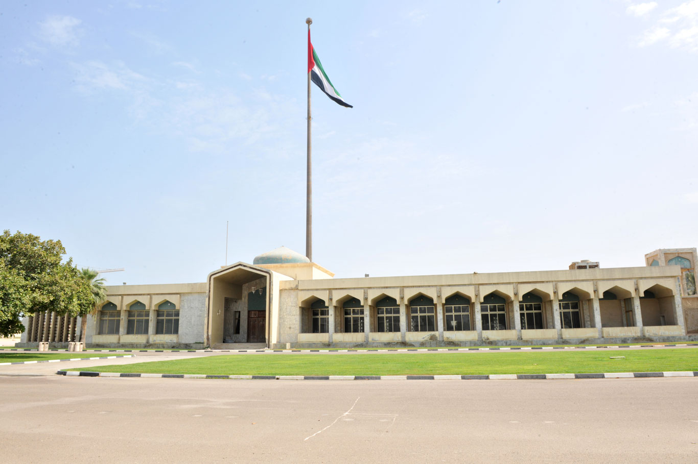 Hospitality Palace (Al Diyafah Palace) 8