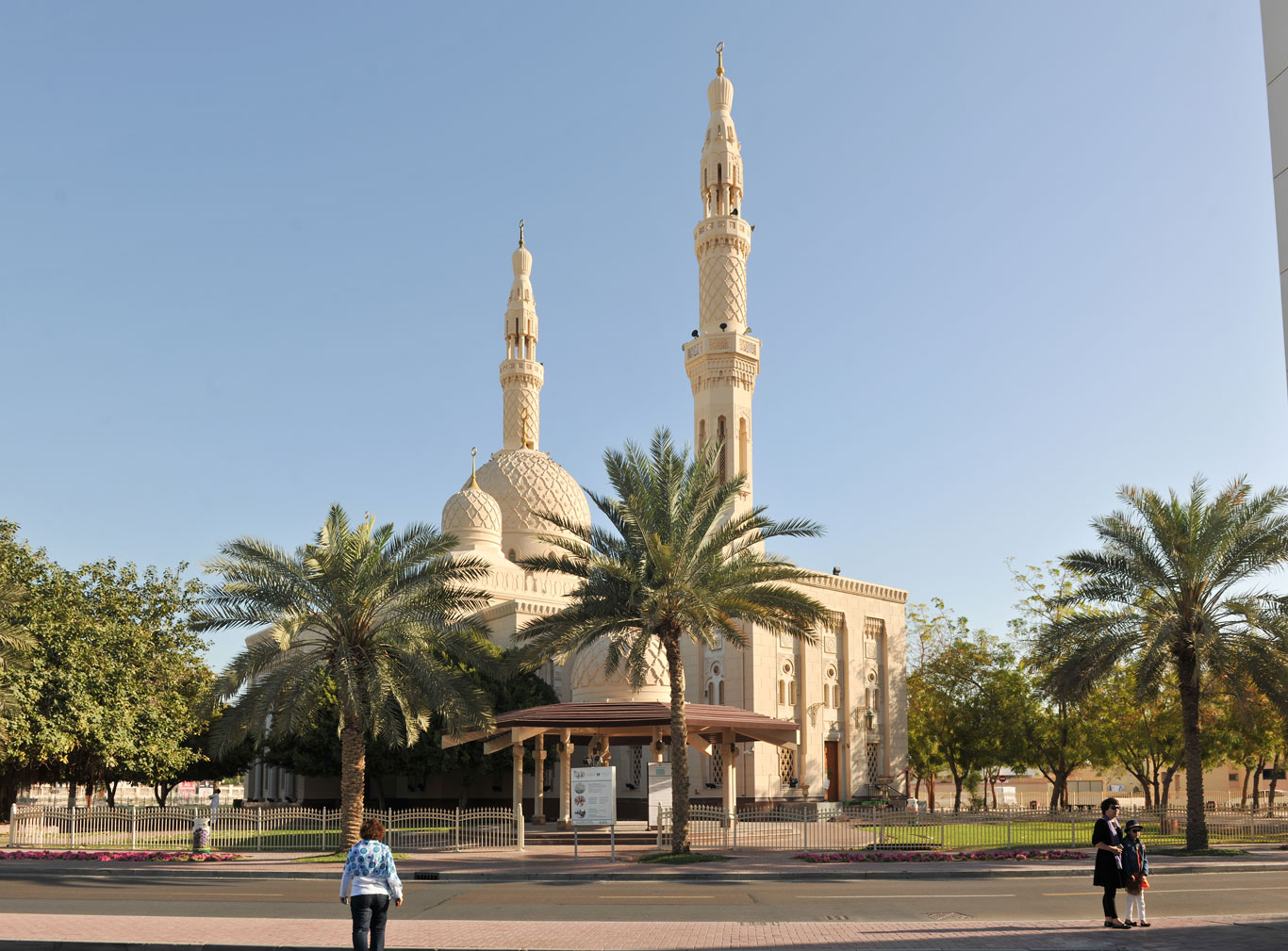 Jumeirah Mosque 3
